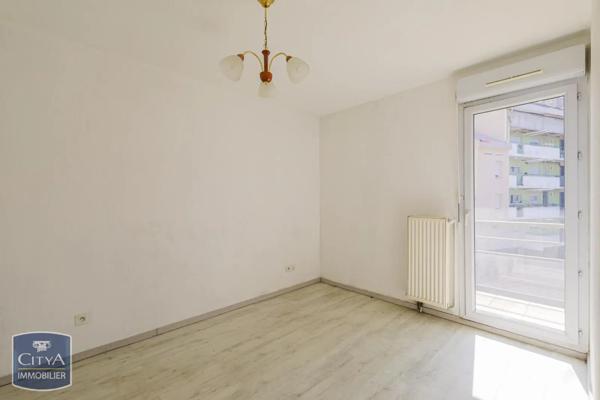 Appartement à vendre 2 pièces 46.3m² Saint-Martin-d'Hères (38400)