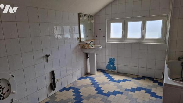 Saint Méloir des Ondes centre - Maison (1950) (98m²) - A rafraichir - Garages - Jardin (252m²)