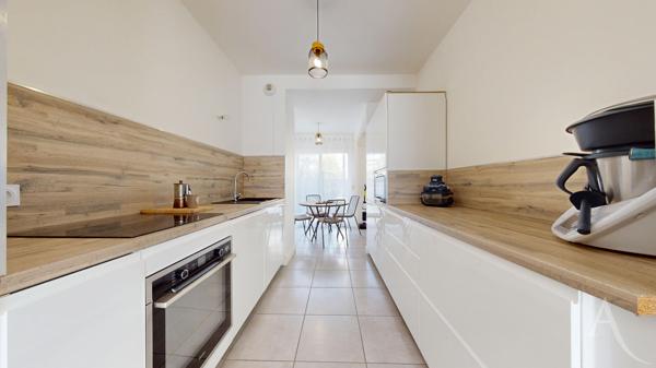 Appartement Grenoble 3 pièce(s) 63.5 m2