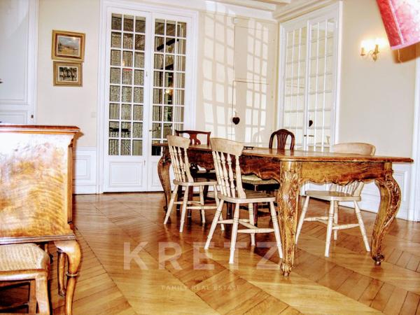 Propriété historique située au coeur du parc de Maisons-Laffitte