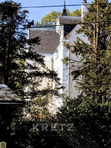 Propriété historique située au coeur du parc de Maisons-Laffitte
