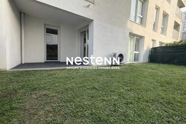 VENISSIEUX - T2 - REZ DE JARDIN -  40,90 m2 -  BUS - TRAMWAY - GARE - COMMERCES - AXES ROUTIERS