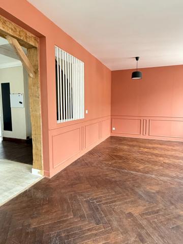 EN EXCLUSIVITE ! Immeuble sur 3 niveaux 118m², 3 chambres, 59 000€