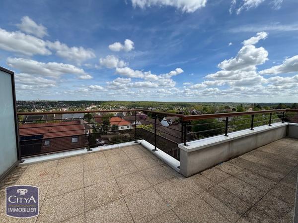 Appartement à vendre 4 pièces 72.31m² Corbeil-Essonnes (91100)