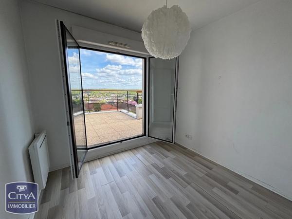 Appartement à vendre 4 pièces 72.31m² Corbeil-Essonnes (91100)