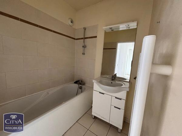 Appartement à vendre 4 pièces 72.31m² Corbeil-Essonnes (91100)