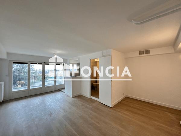 Location Studio 33.61 m² - 10 AVENUE DU MIDI Antibes 06600