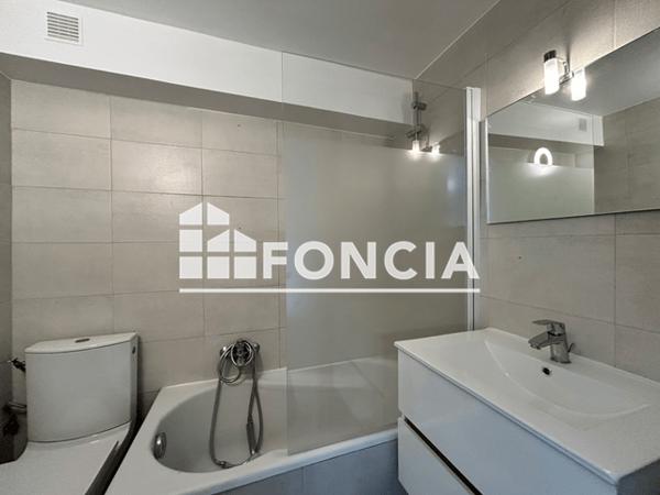 Location Studio 33.61 m² - 10 AVENUE DU MIDI Antibes 06600