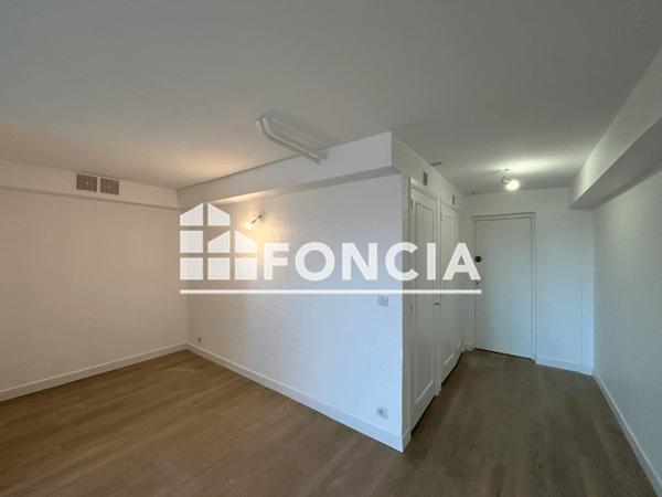 Location Studio 33.61 m² - 10 AVENUE DU MIDI Antibes 06600