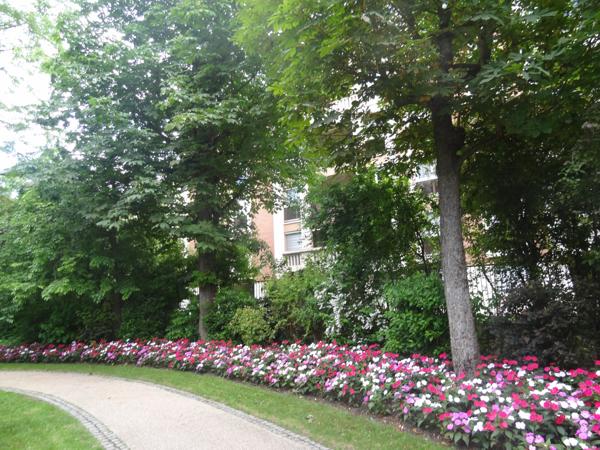 Appartement 2 pièces de 51m2 aux Jardins du Donjon - Rueil Malmaison