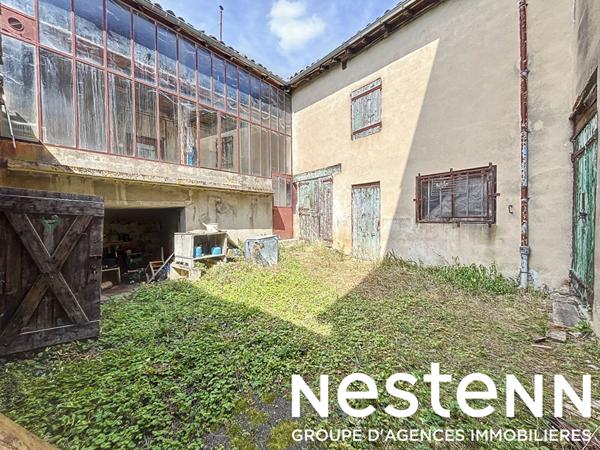 A vendre: Maison ancienne à rénover 4 chambres + dépendances - 69840 JULLIÉ