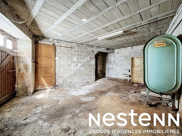 A vendre: Maison ancienne à rénover 4 chambres + dépendances - 69840 JULLIÉ