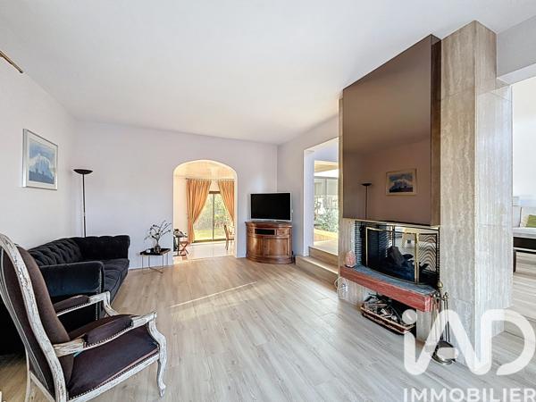 Maison à vendre 8 pièces 245 m² Rueil-Malmaison