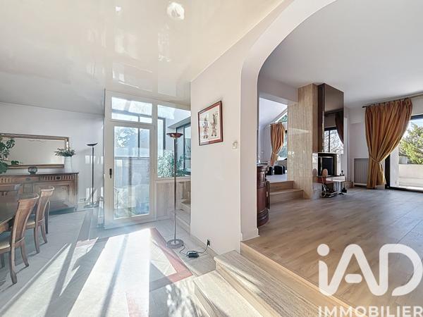 Maison à vendre 8 pièces 245 m² Rueil-Malmaison
