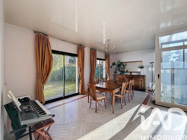 Maison à vendre 8 pièces 245 m² Rueil-Malmaison