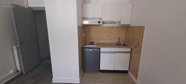 Location - Appartement Amiens 80000 1 pièce 25 m 2