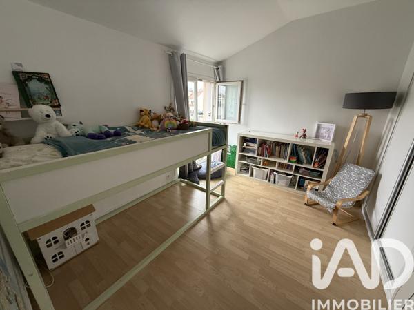 Maison à vendre 4 pièces 92 m² Montigny-le-Bretonneux