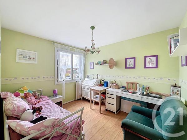 Appartement F5 à vendre  5 pièces - 91 m2 COURNON D AUVERGNE - 63