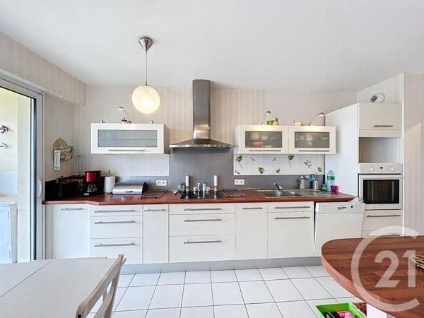 Appartement F5 à vendre  5 pièces - 91 m2 COURNON D AUVERGNE - 63