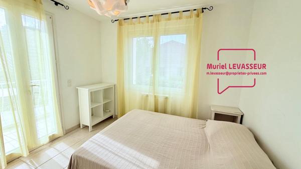 Villa T7 de 160 m2 sur 850 m² terrain avec piscine et garage - Plain pied