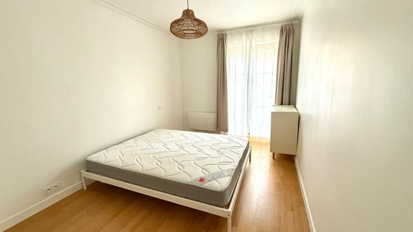 Appartement Paris 2 pièce(s) 51 m2