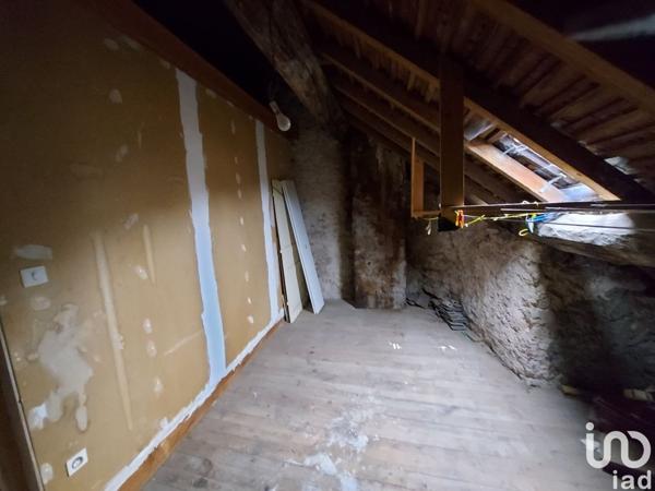 Appartement 2 pièces de 42 m² à Orgelet (39270)