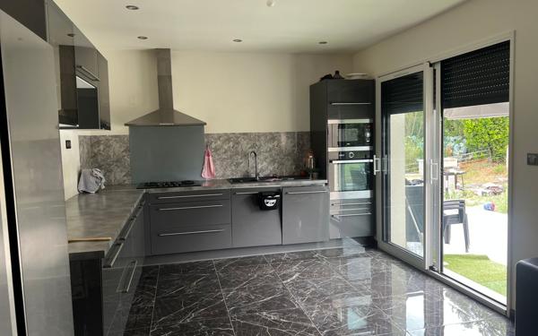 Maison à vendre    6 pièces • 170 m2 Couzeix