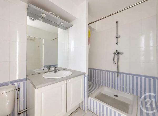 Appartement F1 à vendre  1 pièce - 30,58 m 2   CHARENTON LE PONT  - 94