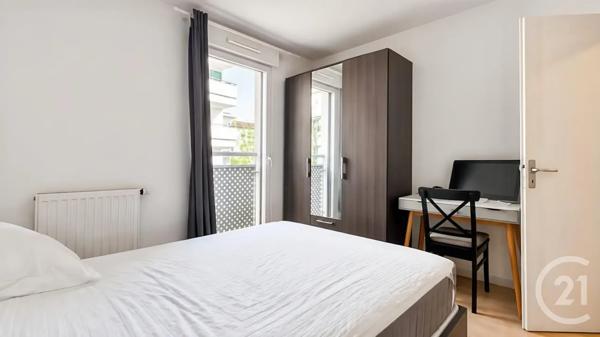 Appartement F3 à vendre  3 pièces - 63 m 2   AUBERVILLIERS  - 93