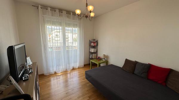 Appartement F3 (69 m²) à vendre à GRENOBLE en parfait état avec terrasse