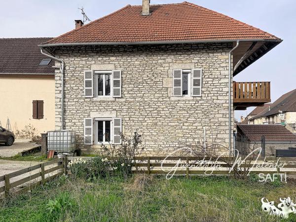Une maison de caractère où il ne reste plus qu'à poser ses valises