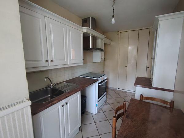 APPARTEMENT TYPE 3 T3 3 PIECES  BALCON CAVE PARKING 13014 MARSEILLE ST JOSEPH