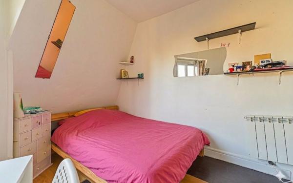 Appartement à vendre    1 pièce • 10 m2 Paris 11