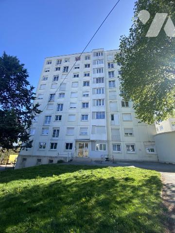 appartement loué dernier étage