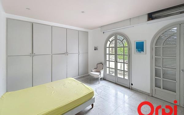 Maison à vendre    7 pièces •  Montpellier