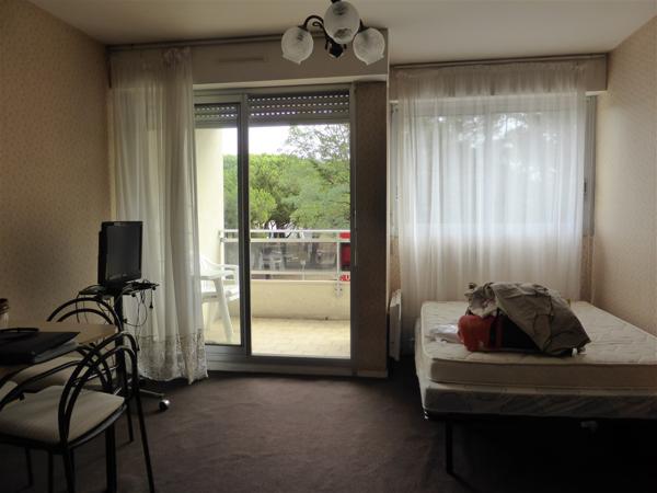 Studio - 1er étage avec ascenseur- LA PALMYRE CENTRE