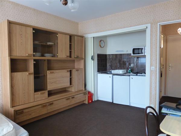 Studio - 1er étage avec ascenseur- LA PALMYRE CENTRE