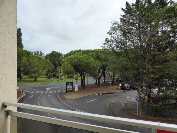 Studio - 1er étage avec ascenseur- LA PALMYRE CENTRE