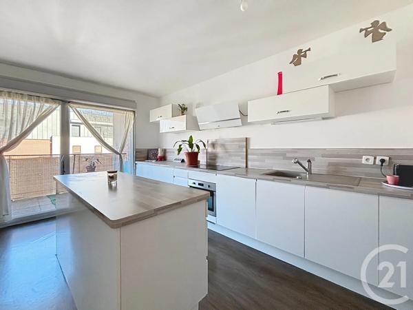 Appartement F4 à vendre  4 pièces - 77,20 m 2   ORLY  - 94
