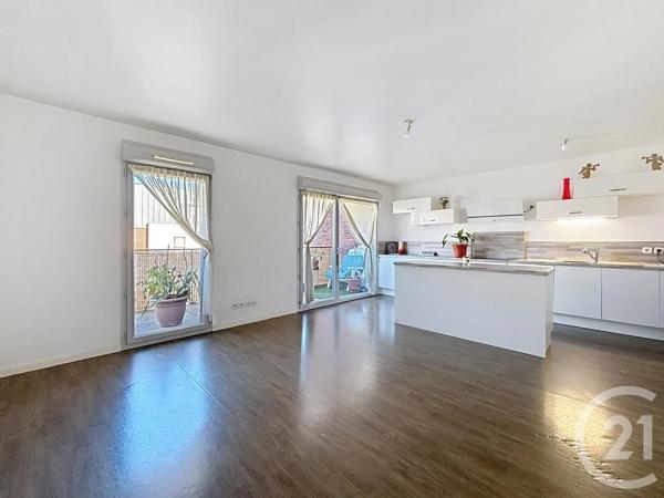 Appartement F4 à vendre  4 pièces - 77,20 m 2   ORLY  - 94