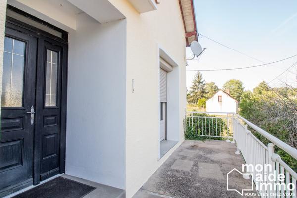 Vaste maison sur terrain de 7000 m²