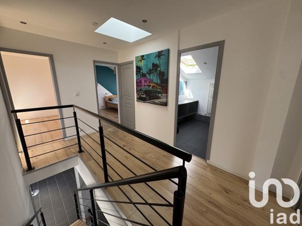 Maison 6 pièces de 206 m² à Villecresnes (94440)