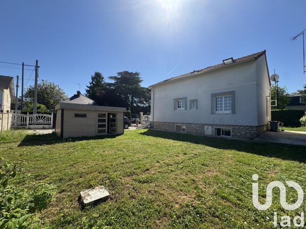 Maison 6 pièces de 206 m² à Villecresnes (94440)