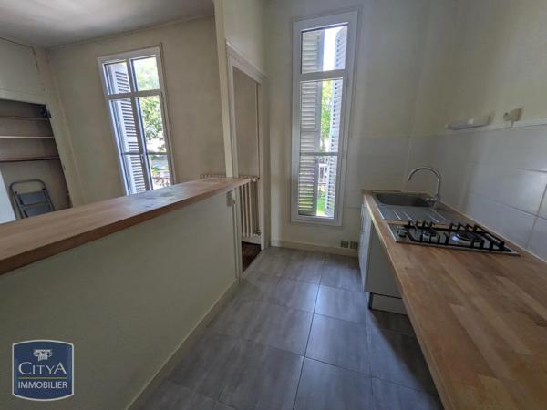 Appartement à louer 2 pièces 40.61m² Tours (37000)
