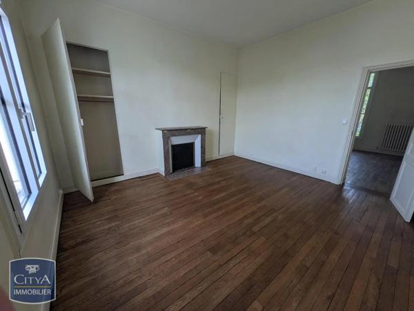 Appartement à louer 2 pièces 40.61m² Tours (37000)