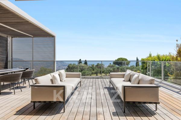 Duplex lumineux avec terrasse – Vue panoramique Nice
