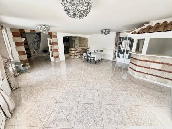 Villa d’exception de 230 m² avec piscine