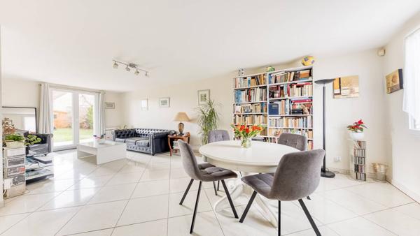 Maison Pontault Combault 6 pièce(s) 94 m2