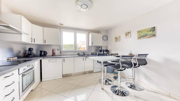 Maison Pontault Combault 6 pièce(s) 94 m2