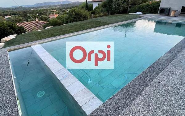 Maison à vendre    9 pièces •  Porto-Vecchio